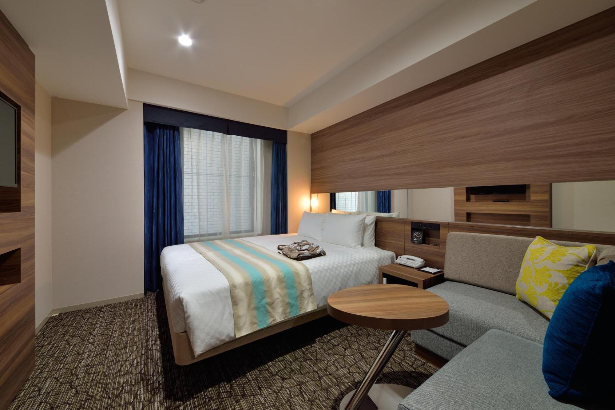 Almont Kenchomae Hotel 3*
