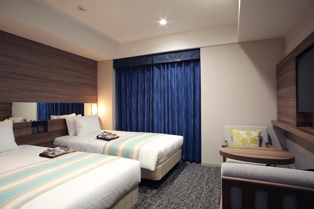 Almont Kenchomae 3*