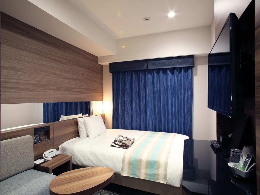 Almont Kenchomae Hotel 3*