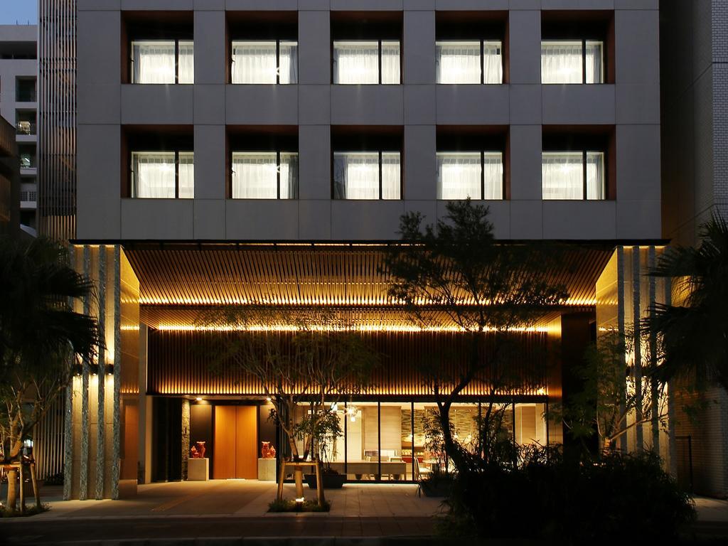 Almont Kenchomae 3* Naha